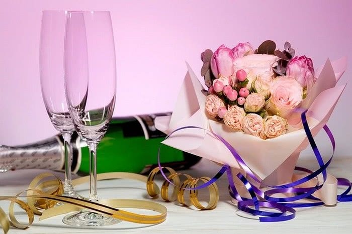Короткі привітання з річницею весілля
